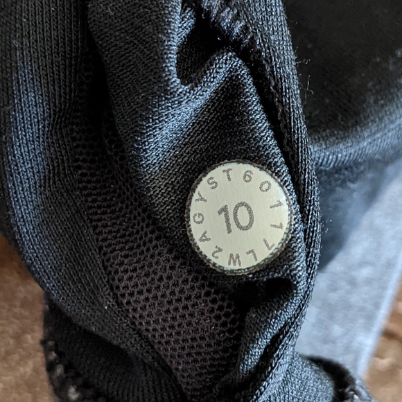 SOLD Energy Bra size 10 - Picture 2 of 7